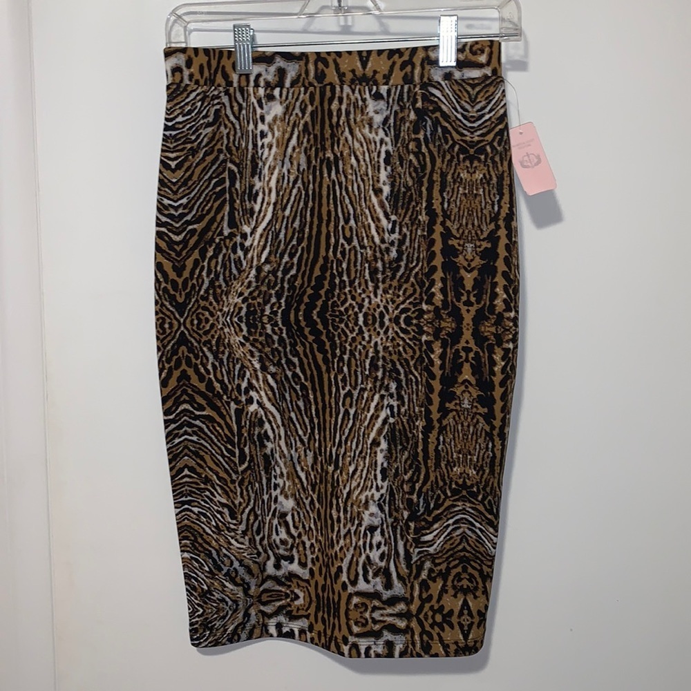 Romeo & Juliet Couture Size Medium Brown Combo Skirt. Style RJ33017. NWT
